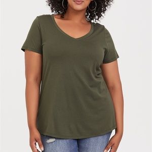 BNWT Torrid Olive Green Classic Fit Tee Size 4X